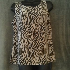 Animal designed shell top